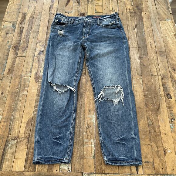 Pilcro Denim - Pilcro The Heritage Boyfriend 26P Jeans Distressed Medium Wash Cotton Blend